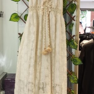 Vestido asimétrico tirantes de encaje